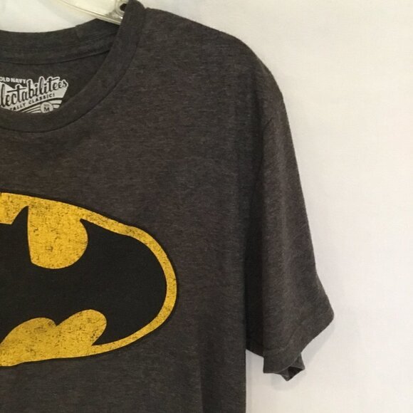 Old Navy Collectibles Batman Unisex Short Sleeve Pullover Black Tee Size Men's M - Picture 4 of 6